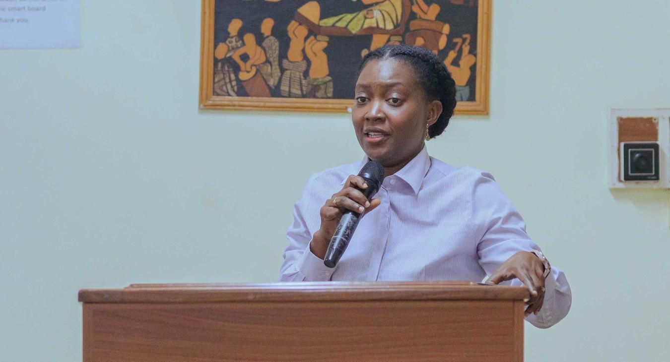Dr Nana Amma Asante-Poku, Coordinator of the ISSER Seminar Series, facilitates a seminar session.